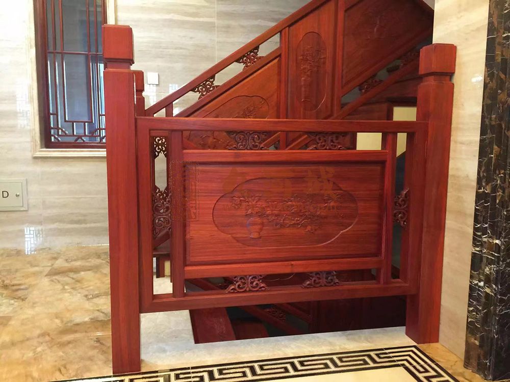 �źӳ�ԭľ¥��