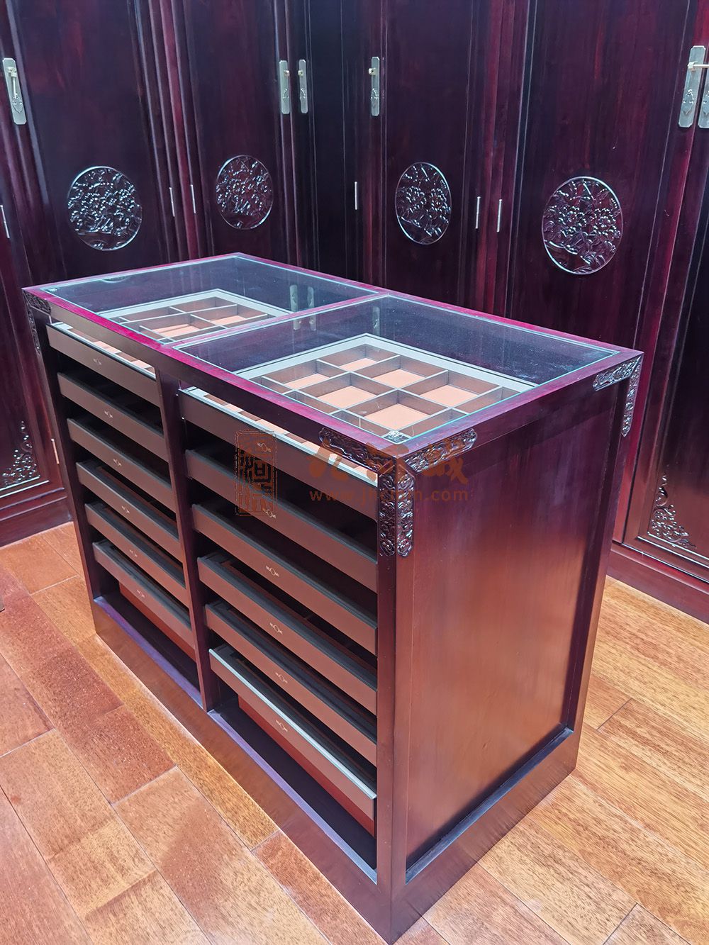 �źӳ�ԭľ�¹�